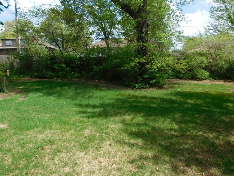 3905 S Sherman Dr, Independence, MO 64055