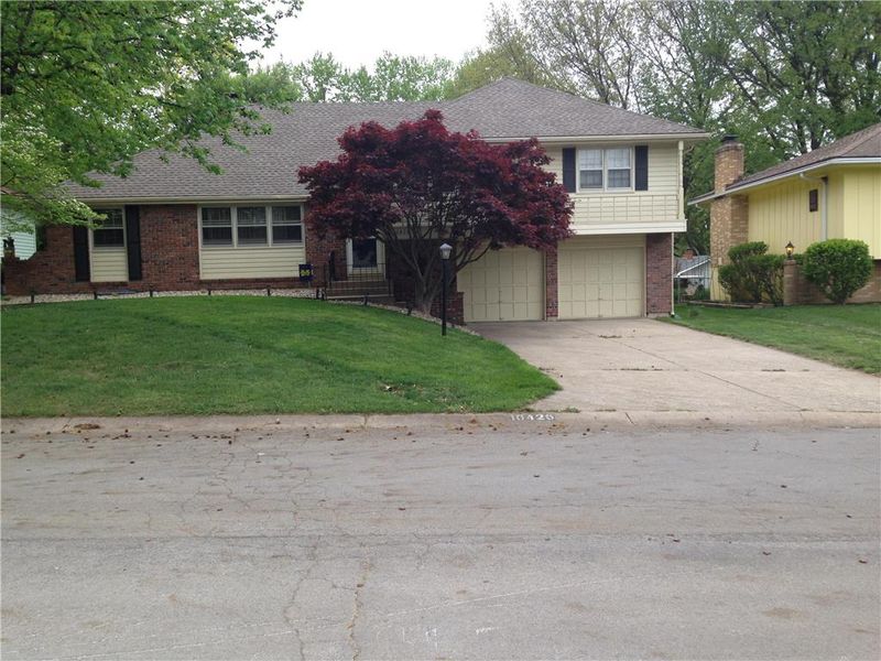 10426 Baltimore Ave, Kansas City, MO 64114