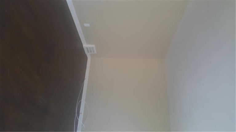 1163 E 76th Ter, Kansas City, MO 64131