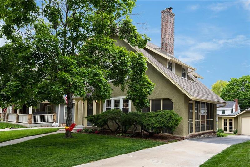 108 W 69th Ter, Kansas City, MO 64113