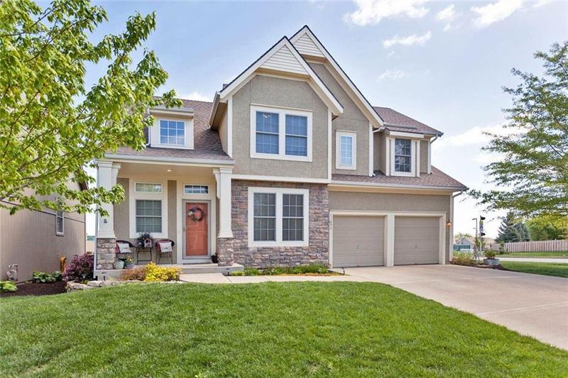 23604 W 126th Ter, Olathe, KS 66061