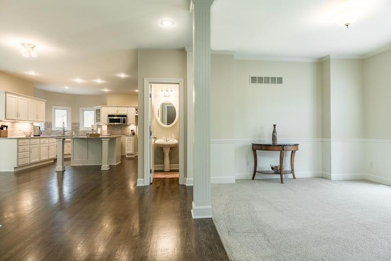 15606 E 76th St, Kansas City, MO 64139