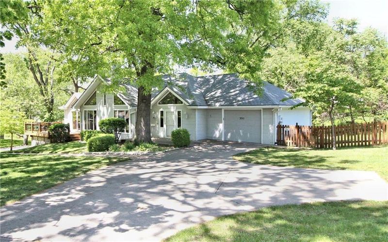 3511 Bell St, Kansas City, MO 64111