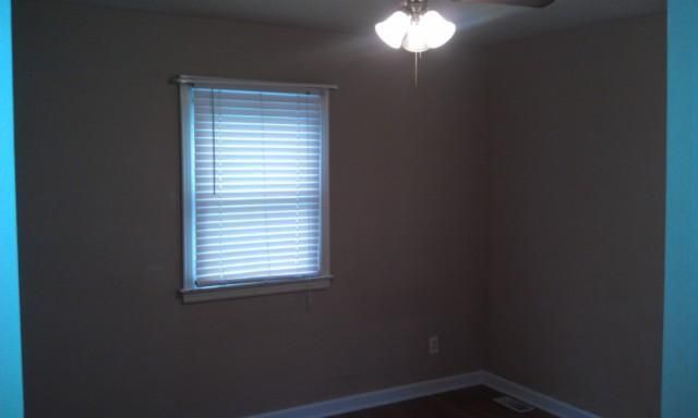 3113 Englewood Ter, Independence, MO 64052