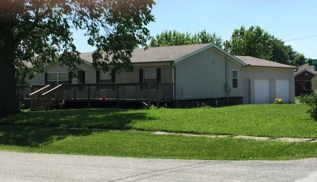 201 High St, Lancaster, KS 66041