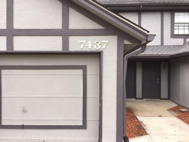7405 Longview Rd, Kansas City, MO 64134