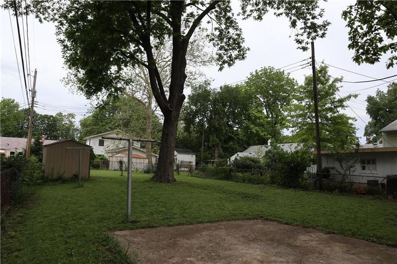 3232 Belleview Pl, Kansas City, MO 64111