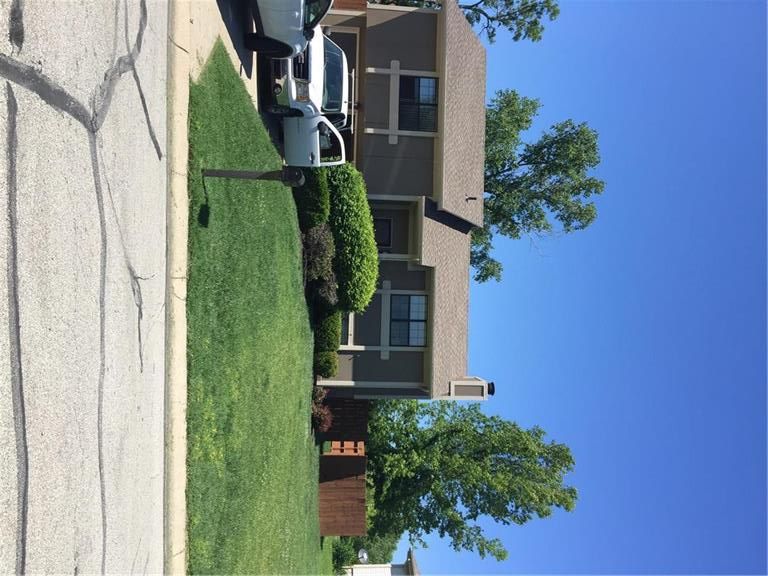 9106 E 97th St, Kansas City, MO 64134