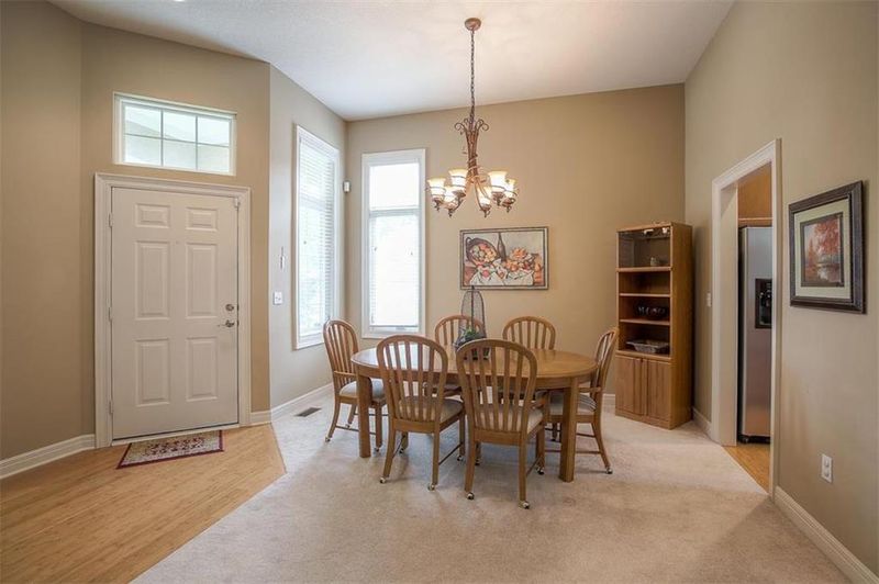 13420 Summit Ct, Kansas City, MO 64145