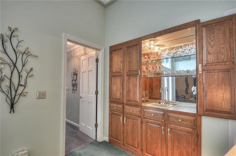 12617 Baltimore Ct, Kansas City, MO 64145