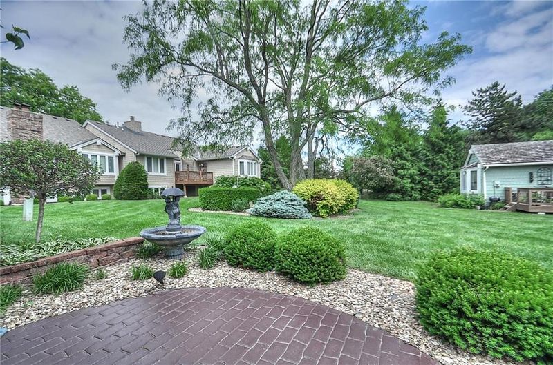 12617 Baltimore Ct, Kansas City, MO 64145