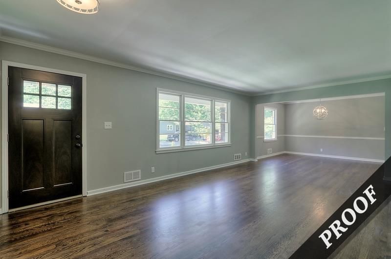 3940 W 98th Ter, Overland Park, KS 66207