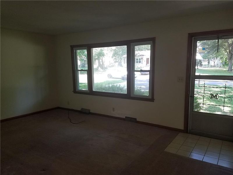 11207 E 47th Ter, Kansas City, MO 64133