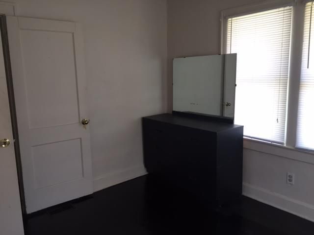 2723 Forest Ave, Kansas City, MO 64108