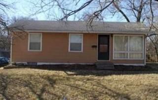 8114 Sterling Ave, Raytown, MO 64138