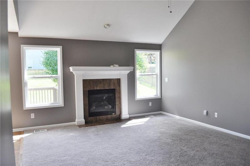 11024 Laurel Ave, Kansas City, MO 64157