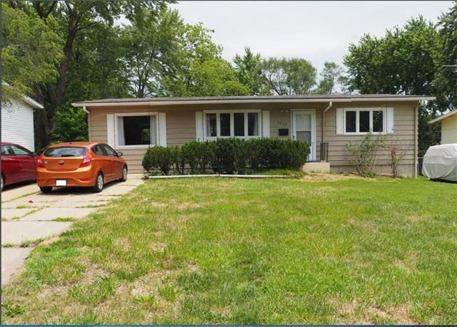 3312 SW Twilight Dr, Topeka, KS 66614