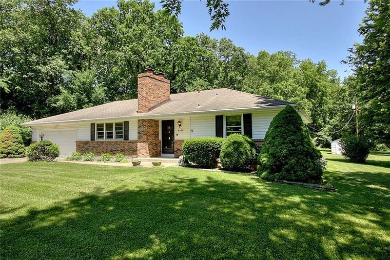 9320 E 105th St, Kansas City, MO 64134