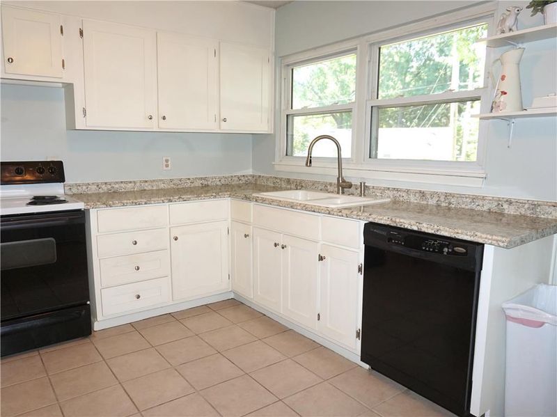 4605 E 114 Ter, Kansas City, MO 64137