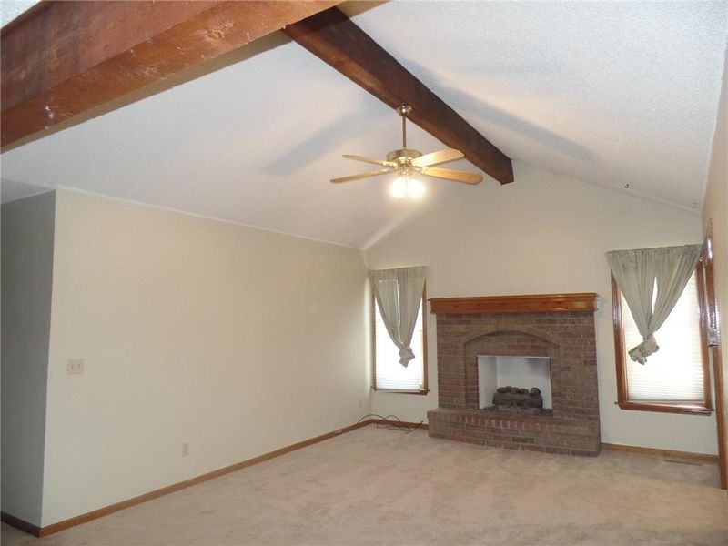 8604 N Harrison St, Kansas City, MO 64155