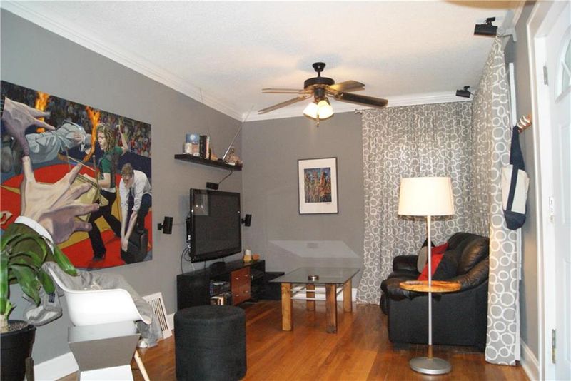 6032 Harrison St, Kansas City, MO 64110