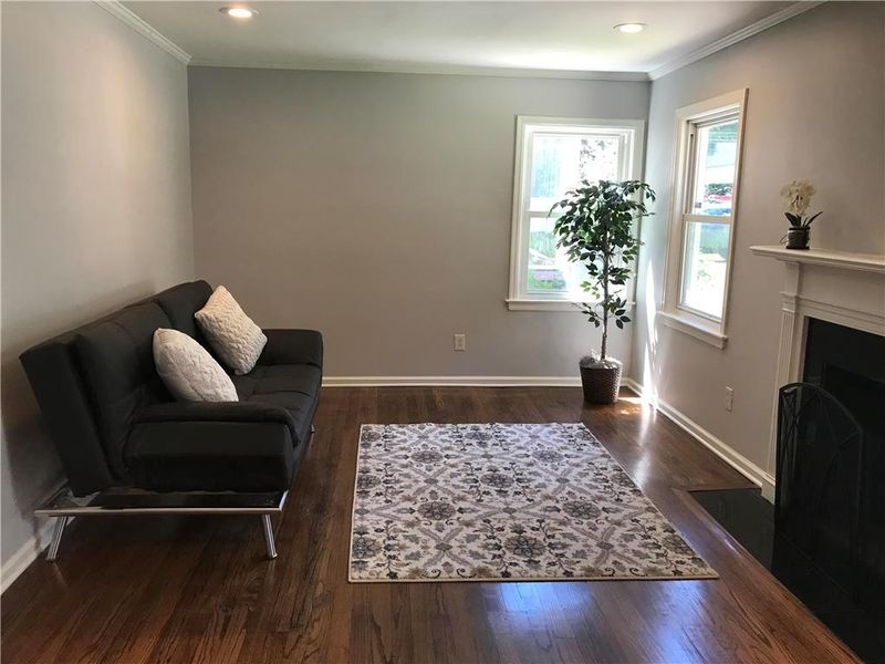 739 E 70th Ter, Kansas City, MO 64131