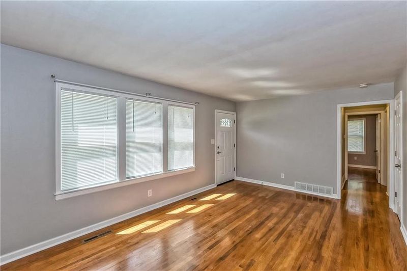 9100 E 74th Ter, Raytown, MO 64133