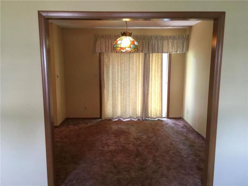 8007 E 117th Pl, Kansas City, MO 64134