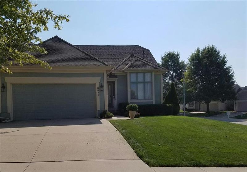 8831 Larson Ave, Kansas City, MO 64138