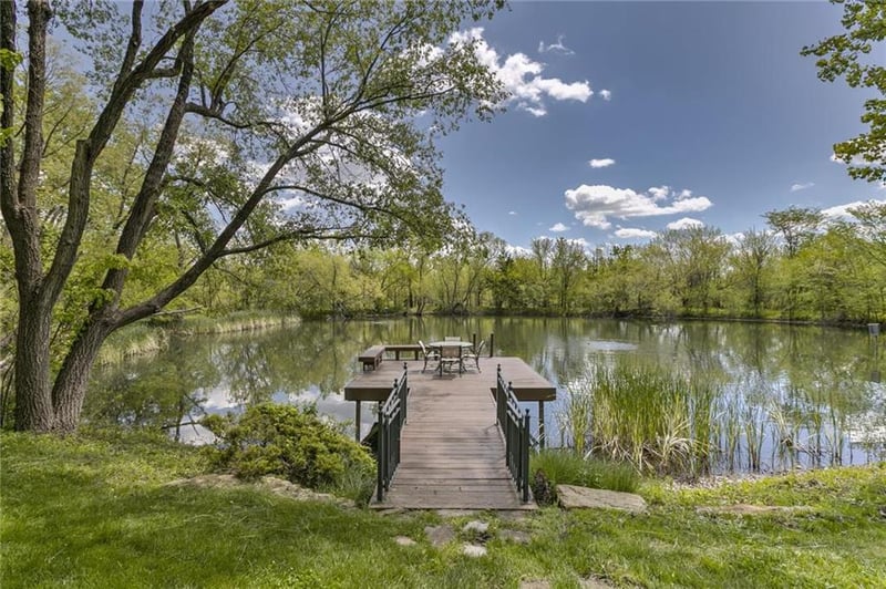 25110 Pflumm Rd, Louisburg, KS 66053