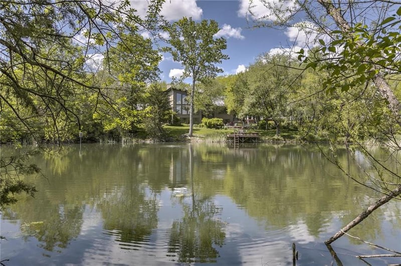 25110 Pflumm Rd, Louisburg, KS 66053