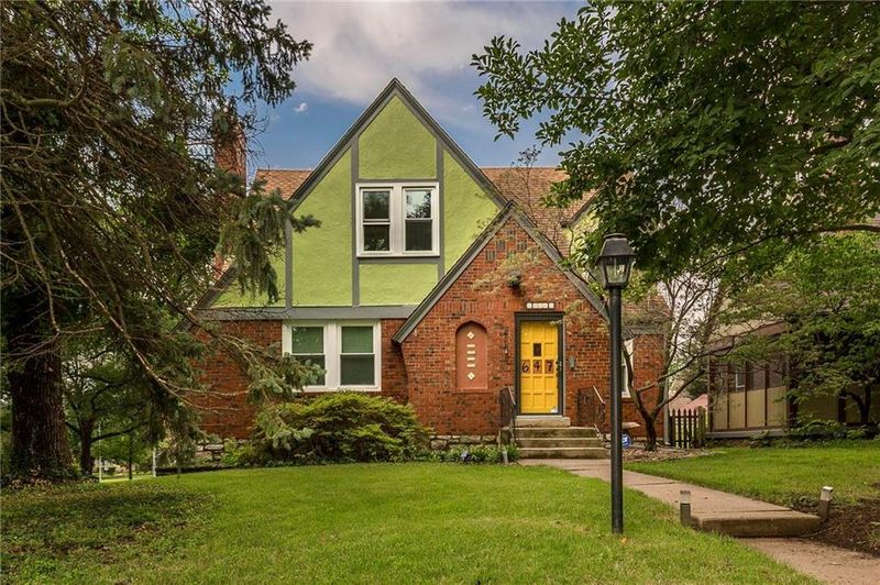 647 E 70th Ter, Kansas City, MO 64131