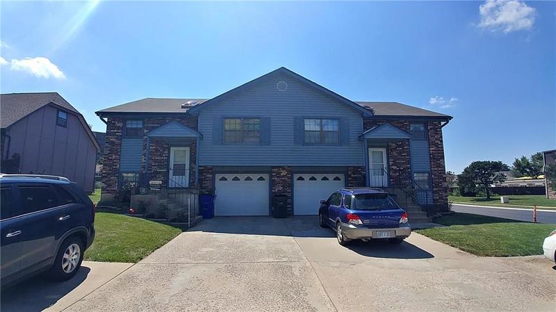 603 S Penrose Ln, Olathe, KS 66062
