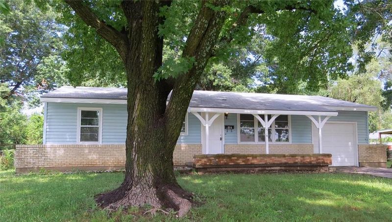 514 S Lacy Rd, Independence, MO 64050