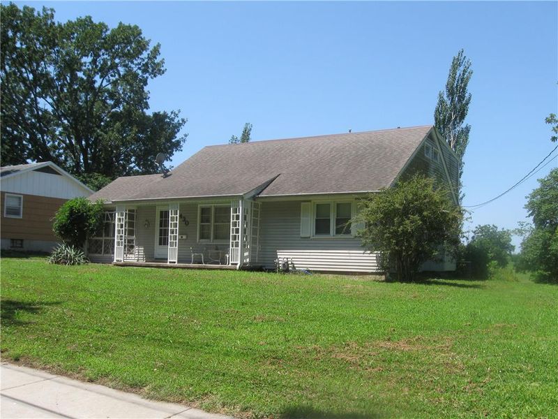 430 S Beech St, Ottawa, KS 66067