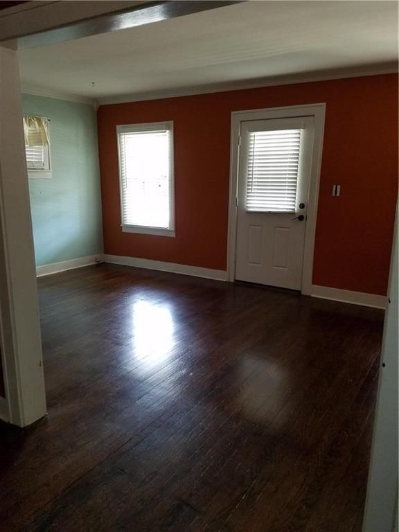808 E 27th St, Kansas City, MO 64108