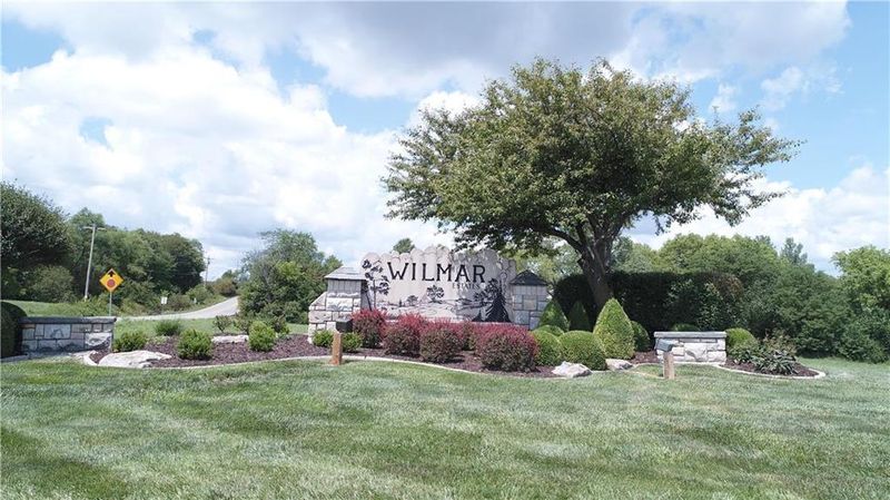 11201 Wil Mar Dr, Liberty, MO 64068