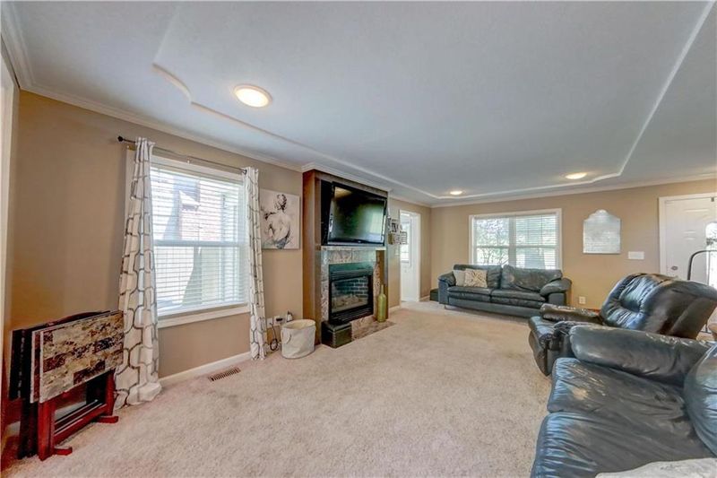620 E 75th St, Kansas City, MO 64131