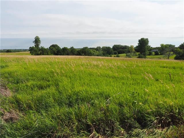 206th Rd, Holton, KS 66436