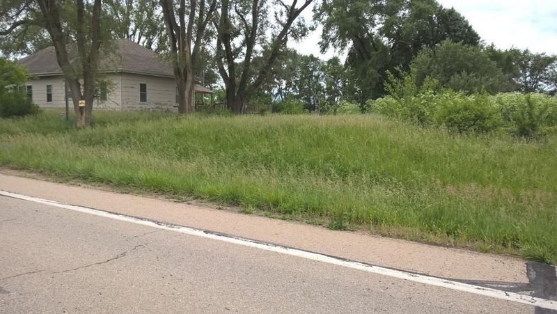 1973 N 1400 Rd, Eudora, KS 66025