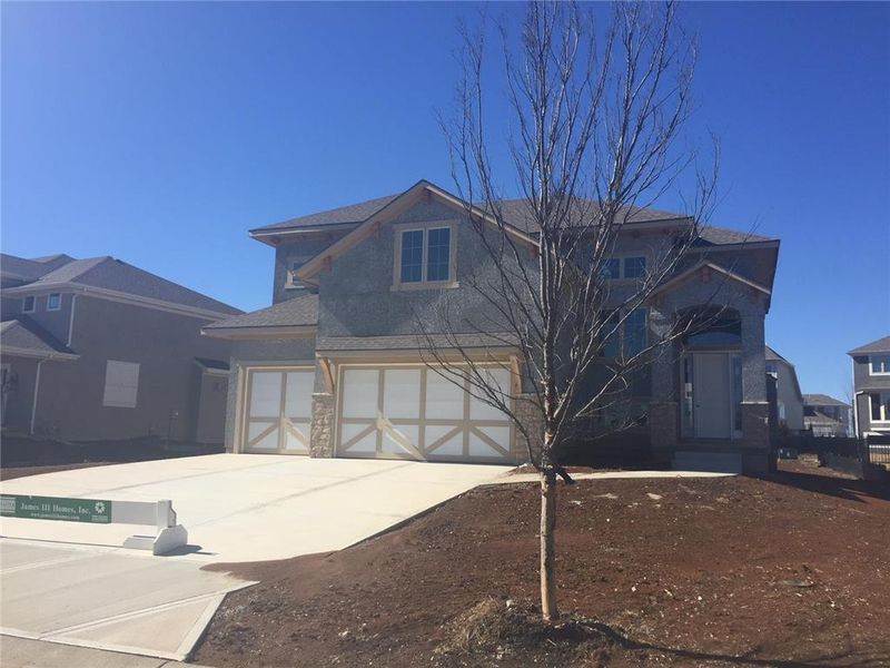 17804 Kessler St, Overland Park, KS 66013