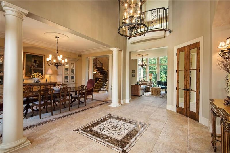 15701 Bond St, Overland Park, KS 66221