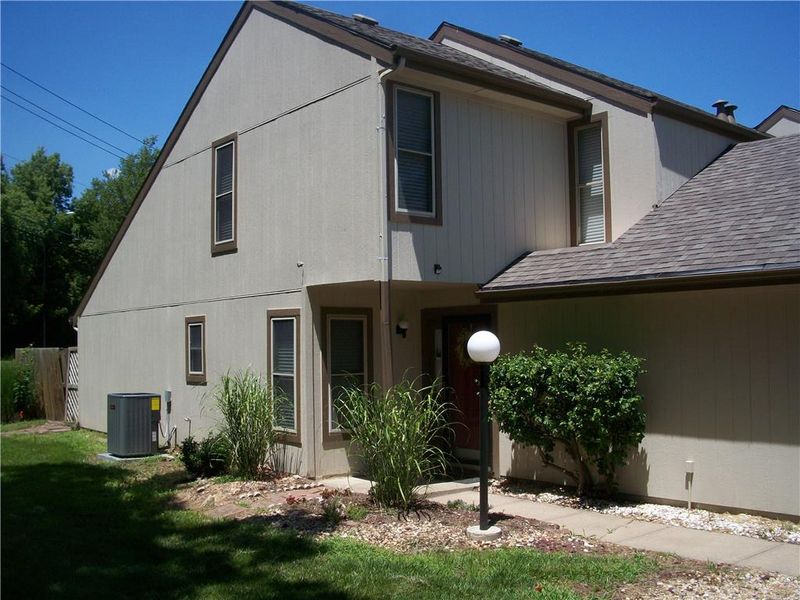 733 E 121 Ter, Kansas City, MO 64146