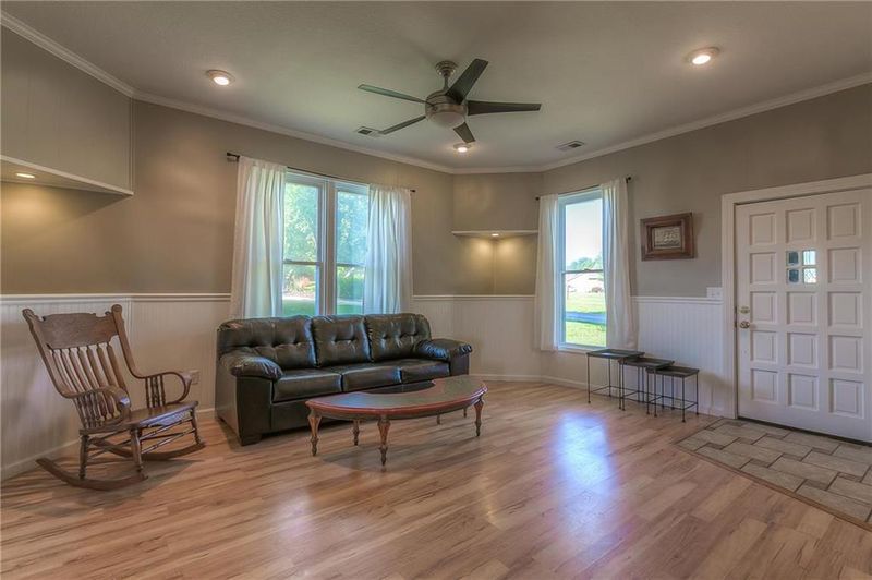 15375 Quivira Rd, Overland Park, KS 66221