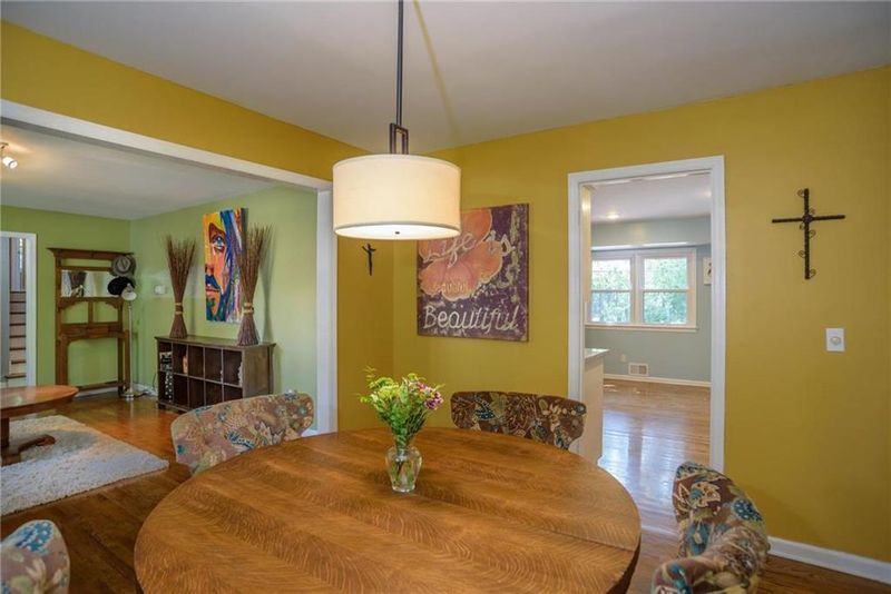 9732 Walmer St, Overland Park, KS 66212