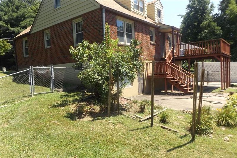 716 S 53rd St, Kansas City, KS 66106