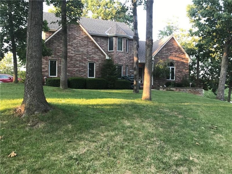 11726 E 71st Ct, Kansas City, MO 64133