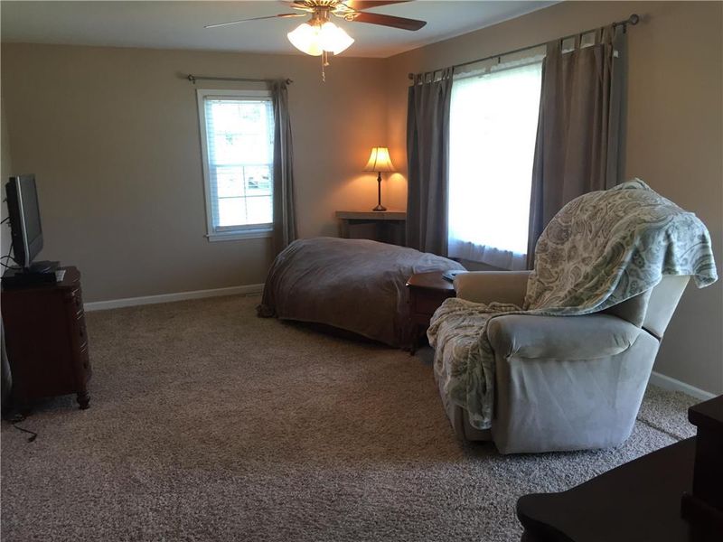406 Wilson Blvd, Richmond, MO 64085