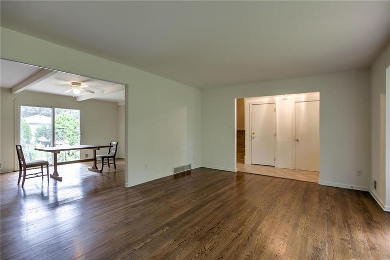 11229 Walnut St, Kansas City, MO 64114