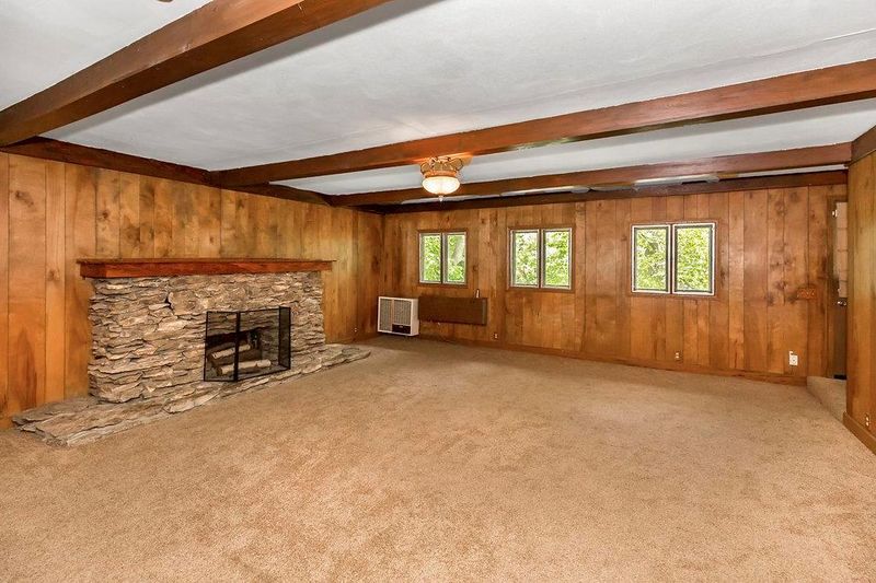 6311 Harris Ave, Raytown, MO 64133